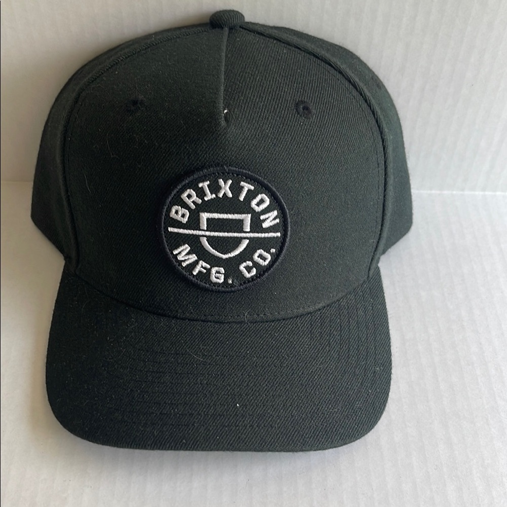 Brixton Mfg Co Black Cap adjustable casual SnapBack - Men's Accessory